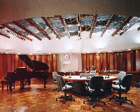 WQXR-THM.gif (30031 bytes)